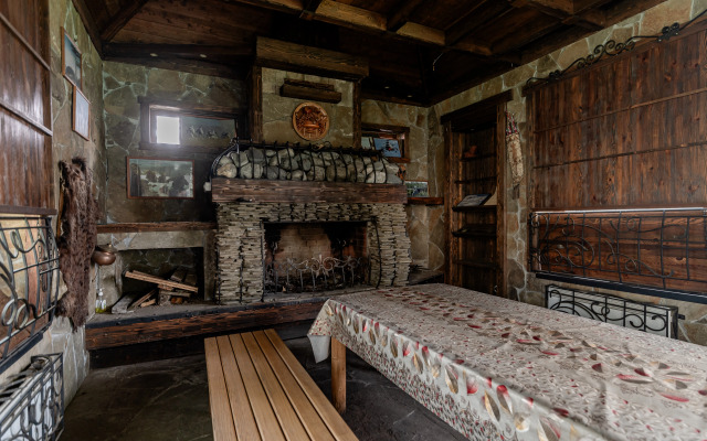 Alabushevo Lomonosova 8a Private house