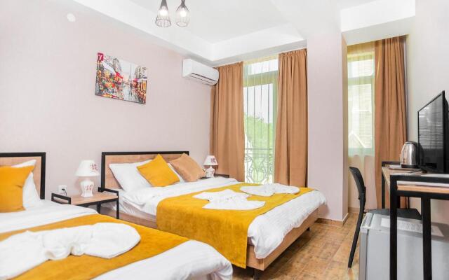 Diuma Hotel