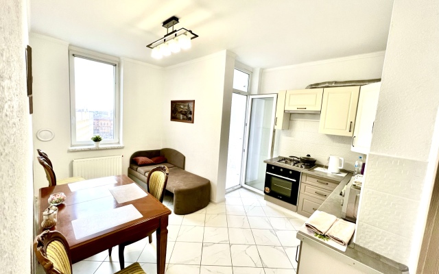 Tsentr, Verkhnee Ozero U Muzeya Yantarya Flat