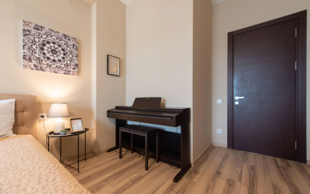 Dlya Semyi v Komplekse s Detskoy Ploschadkoy Apartments