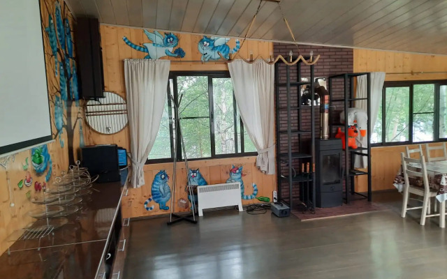 Частный дом коттедж с пятью комфортабельными спальнями