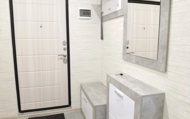 Квартира Студия на Хрустальной с Двухспальной Кроватью