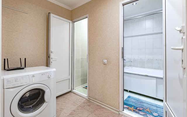 Ryadom S Dom Shakhmat Flat