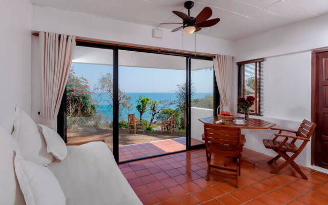 Вилла Baan Khunying – Secluded Phuket Beachfront Villa