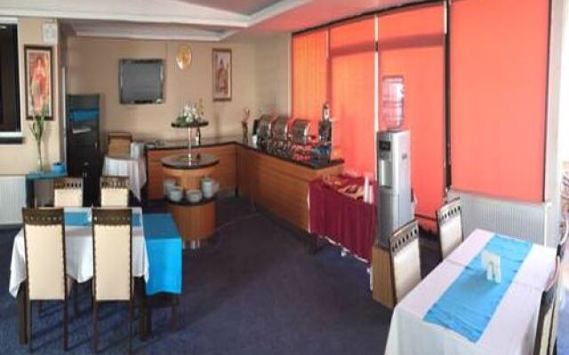 Akgol Hotel