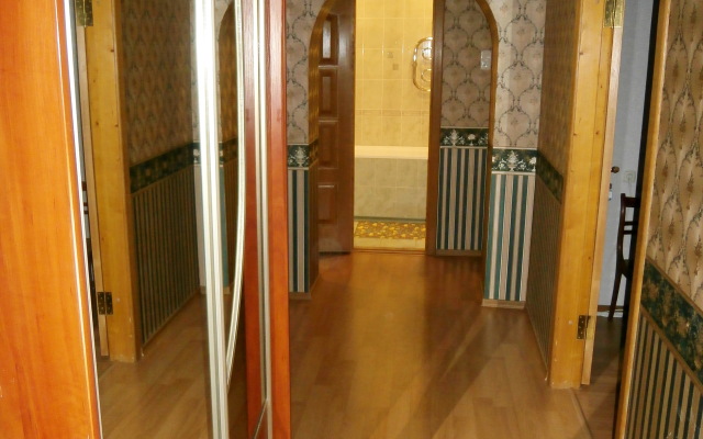 Apartments Prostornaya Kvartira V Tsentre Goroda