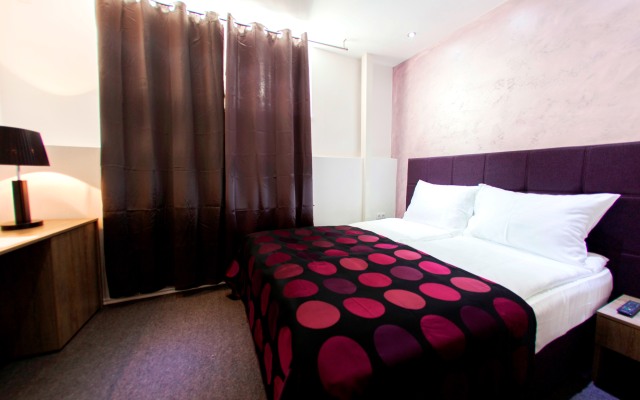 ESHE Boutique Hotel