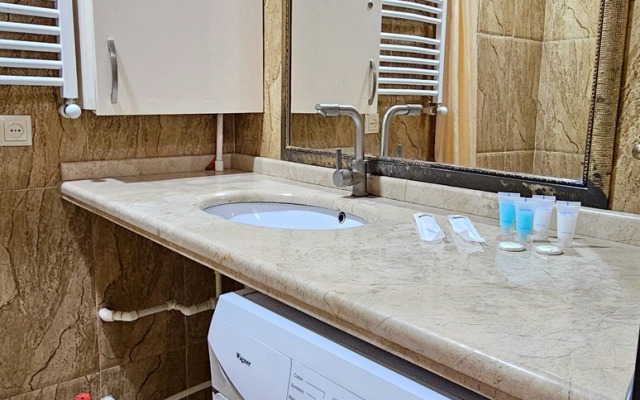 Uyutnaya studiya 24home.batumi s vidom na more 376 Flat