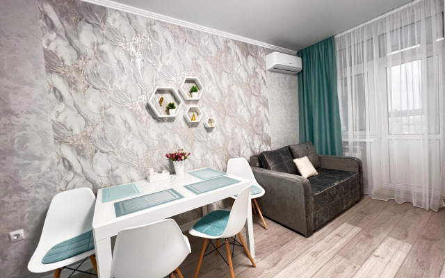 V Prekrasnom Novom Zhk Levoberezhye Flat