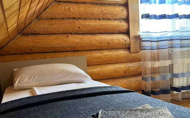 Pod Klych na Kompanyu do 14 chelovek Guest House