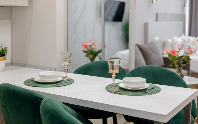 Апартаменты Mirror с видом на Навагинскую