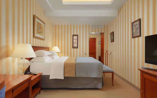 Бутик-Отель Автор