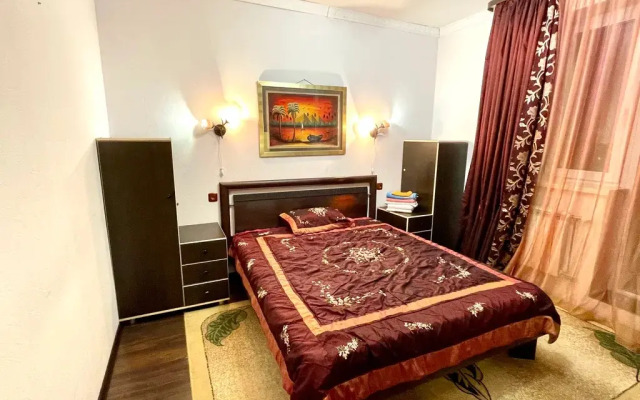 Na Ulitse Studencheskaya 18 Flat