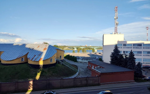 Апартаменты с видом на Волгу Республиканская 6