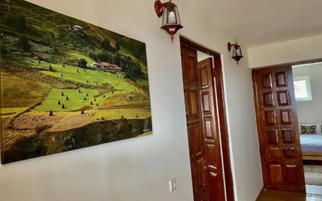 Deka Private house