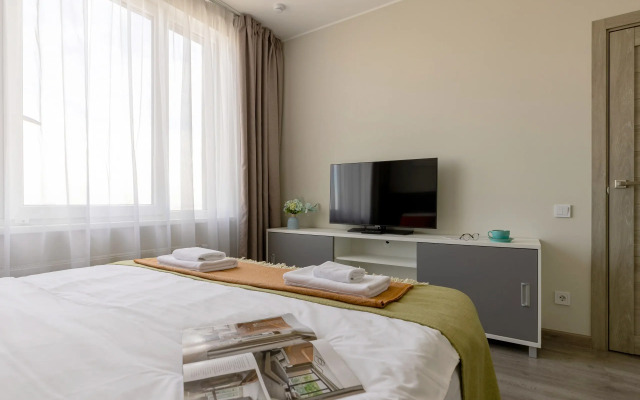 Na Prospekte Vitebskiy 101/1 Apartment