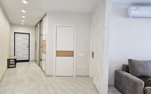 V Tsentre S Vidom na More Flat