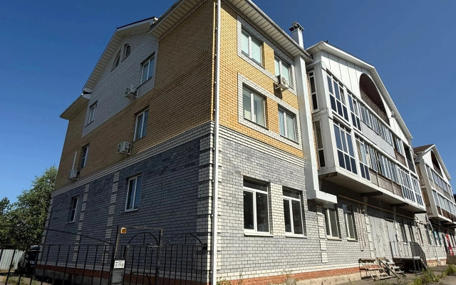 Квартира с Современным Ремонтом со Своей Закрытой Территорией