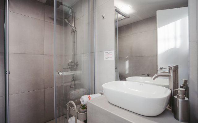 KeyGo #0017, 1 Bedroom, Near The Opera House Apartments