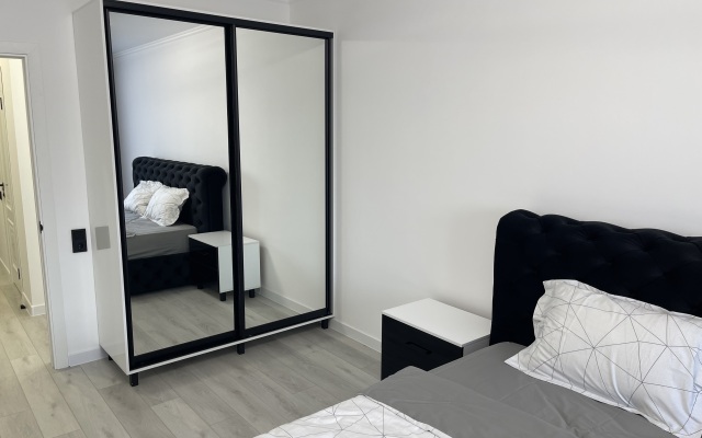 Na ulice 295 Strelkovoy Divizii 142 Flat