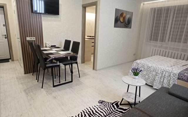 Na Masherova Apartment
