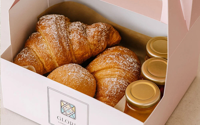 Отель Gloria luxury suites