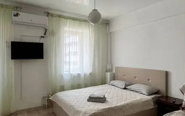 Na Ulitse Sakhyyanovoy 23 Flat