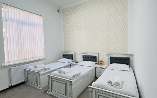Al-Motrudiy Guest House
