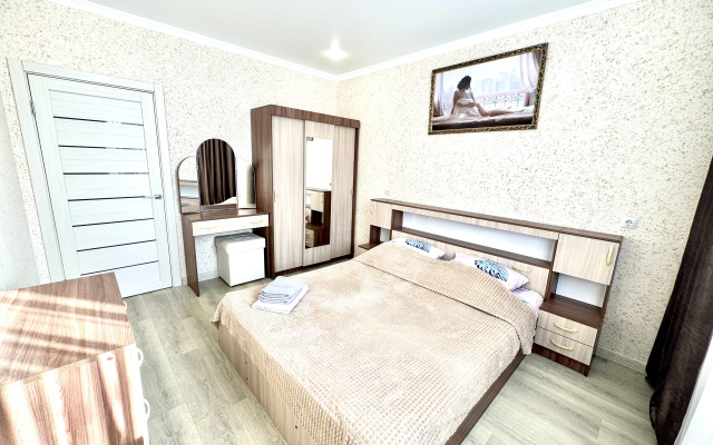 Na Gazovikov 73k3 Flat