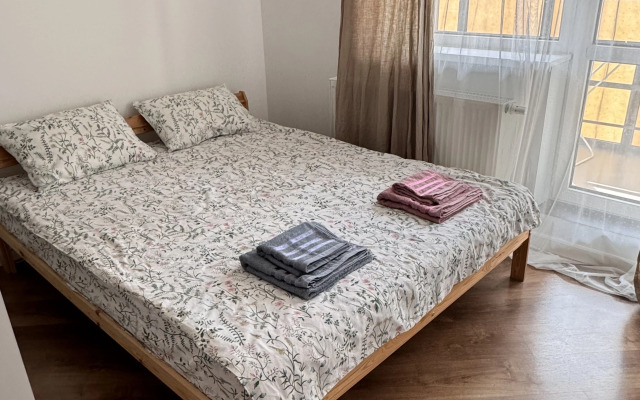 Na Ul. Alekseya Kozina, 3b Flat
