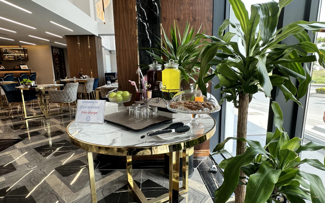 Trademark Collection by Wyndham Operla Airport Hotels