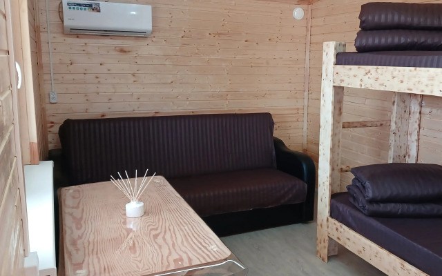 V Gostyakh U Vikusi Private House