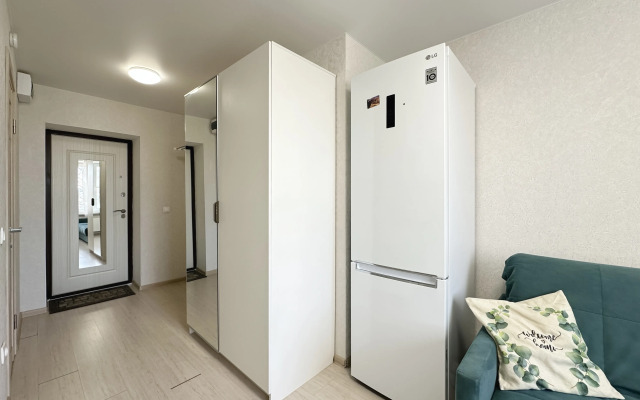 Divan-Krovat s shikarnym remontom Apartments