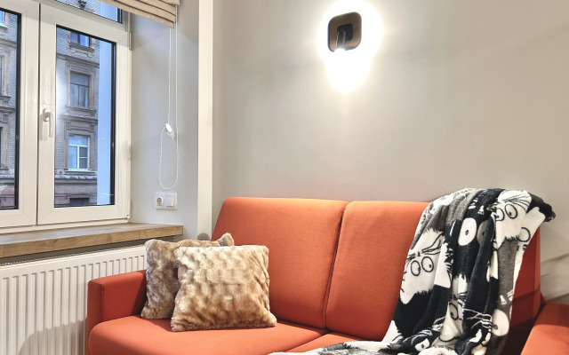 Квартира Студия с антресолью в центре недалеко от Вокзала