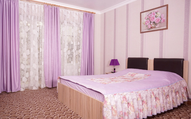 Отель Акварель