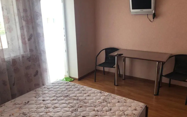 Veles House Druzhby 15 Lodging House