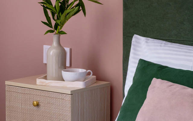Studiya Olive U Ozera Flat