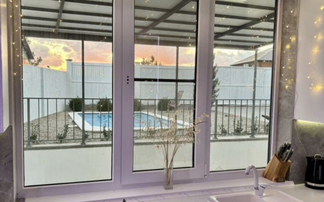 Castnyj dom Surf Villa