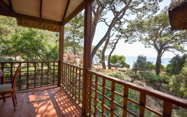 Sea Valley Lodge