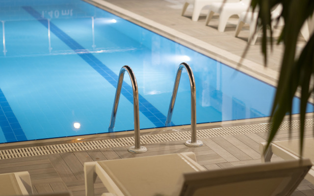 Opera Suites Hotel