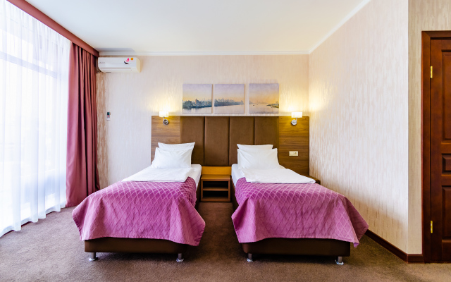 Noj Hotel