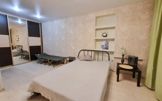 1-k. V Tsentre g. Khabarovska Flat