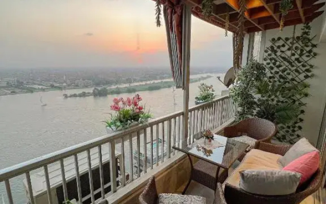 Апартаменты Luxury Nile View 23F Sleeps 5