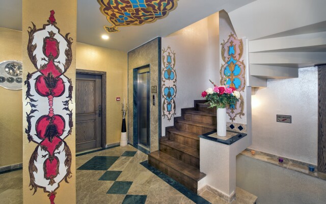 Perapolis Hotel