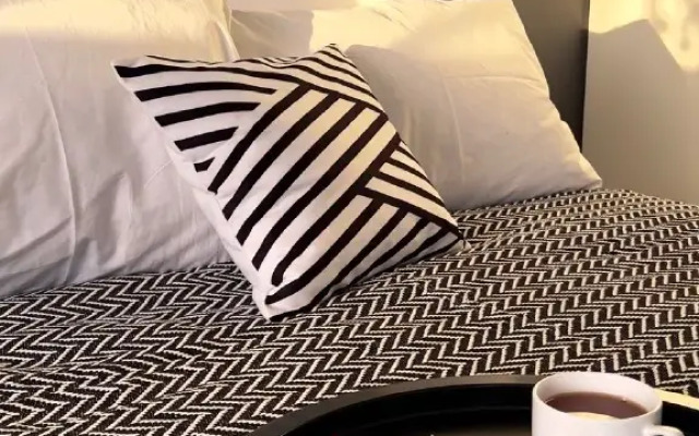 Na Orbitovskoy 20/12 Apartments