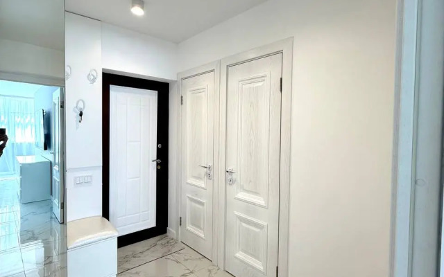 Stilnaya Ryadom S Parkom Rivyera Flat