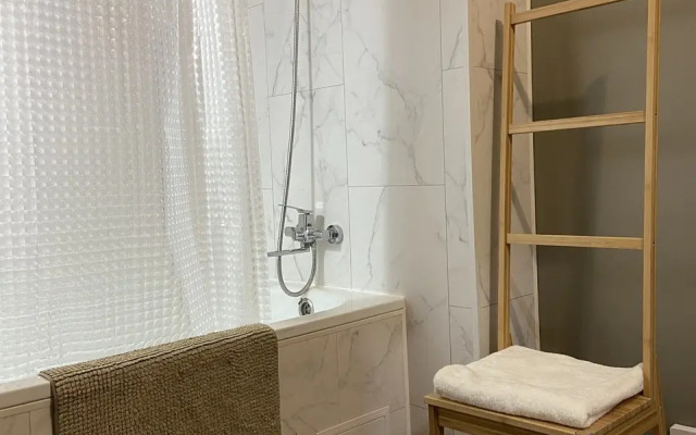 Uyutnaya I Komfortnaya V Tsentre Goroda Flat