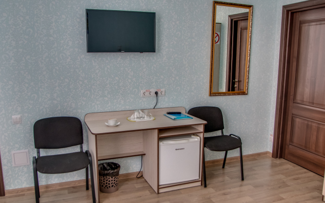 Skver Vyisotskogo Hotel