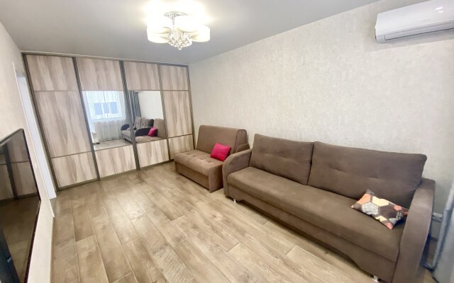 Elena Na Naberezhnoy Apartments