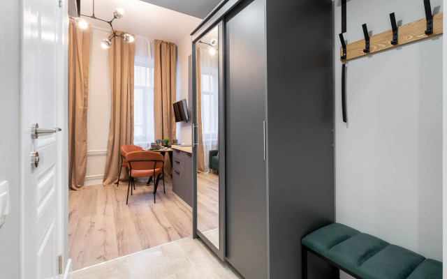 Sovremennaya Studiya V Serdtse Peterburga Flat
